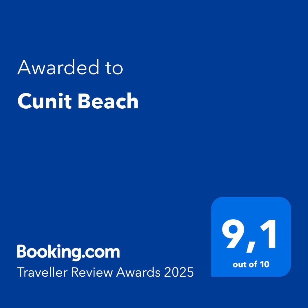 Cunit Beach Esterno foto